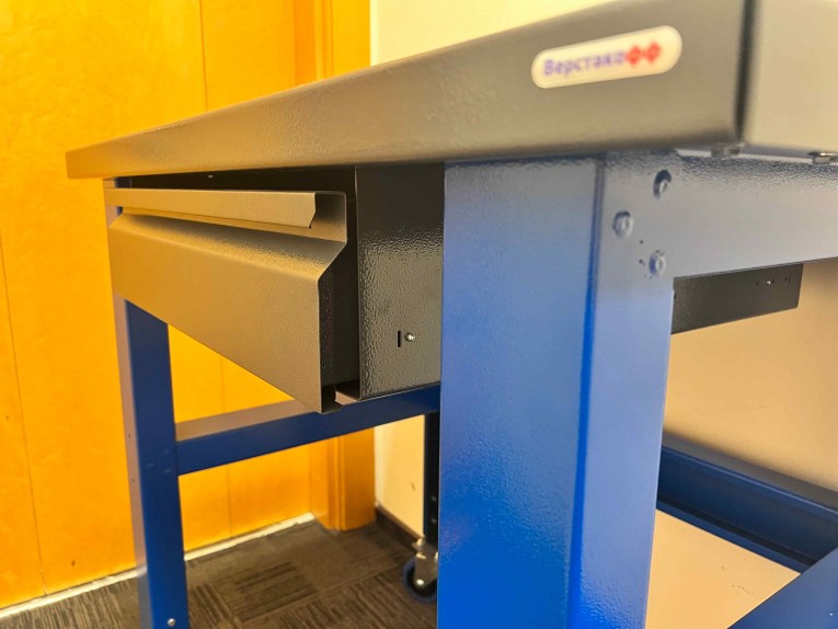 Стол промышленный PLC 15.3 купить в Северодвинске Стол промышленный PLC 15.3 купить в Северодвинске