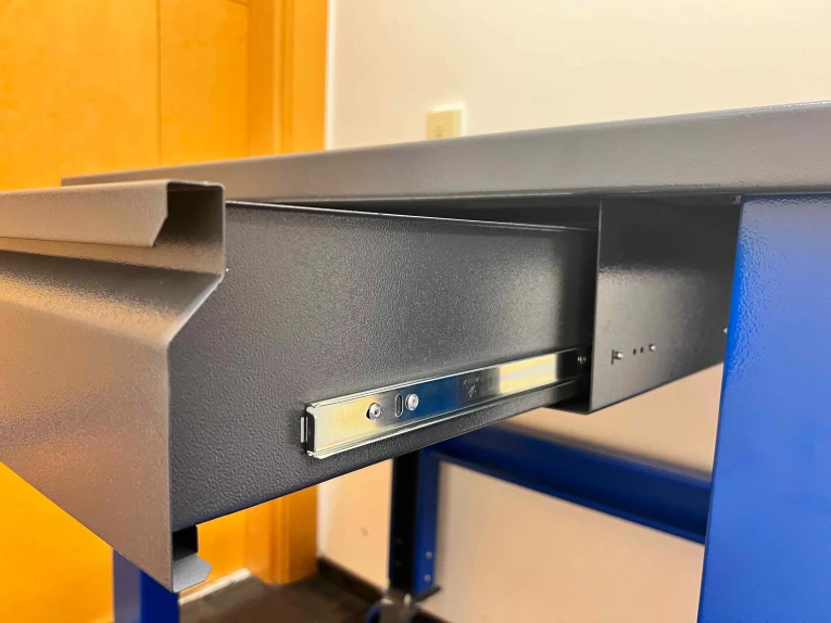 Стол промышленный PLC 15.3-М купить в Северодвинске Стол промышленный PLC 15.3-М купить в Северодвинске