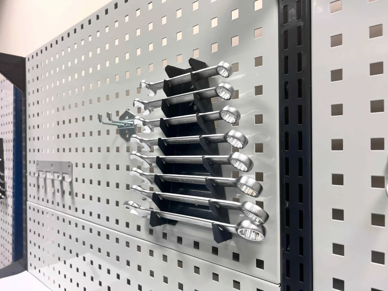 Стол-верстак Craft 1202.S24.3 купить в Северодвинске Стол-верстак Craft 1202.S24.3 купить в Северодвинске