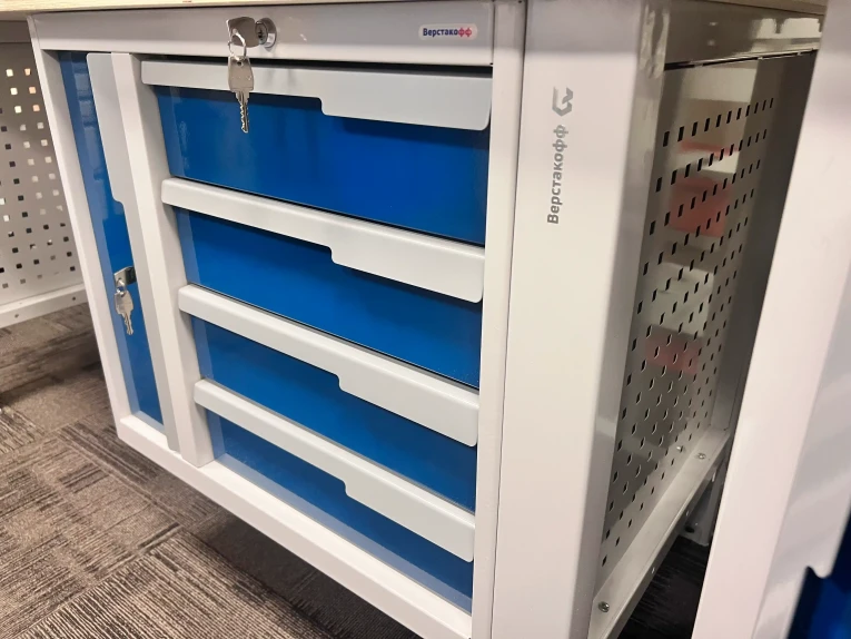 Верстак CTR 1832.S123.13-2F купить в Северодвинске Верстак CTR 1832.S123.13-2F купить в Северодвинске