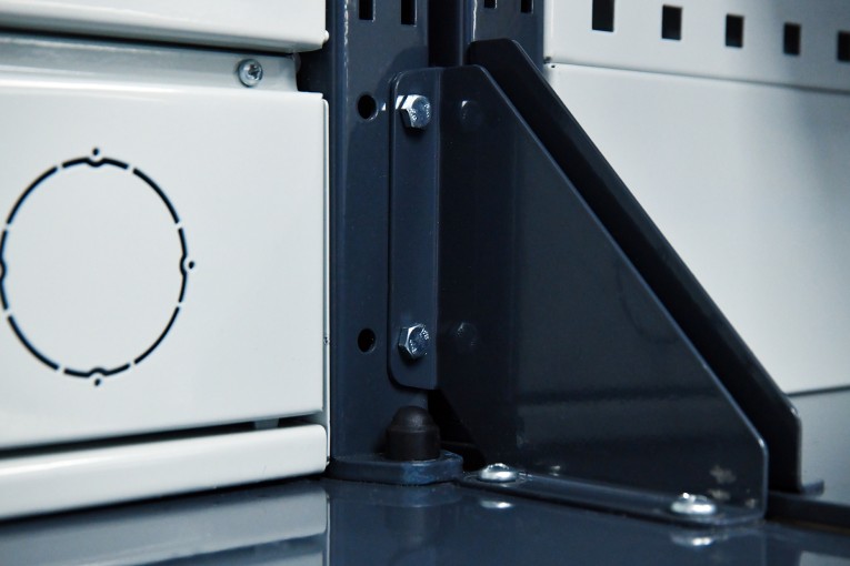 Верстак FBK 205.45.4-2F купить в Северодвинске Верстак FBK 205.45.4-2F купить в Северодвинске