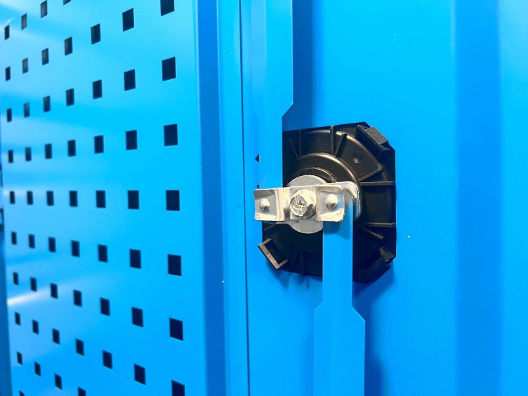 Шкаф инструментальный TNC 101.4B.4S купить в Северодвинске Шкаф инструментальный TNC 101.4B.4S купить в Северодвинске