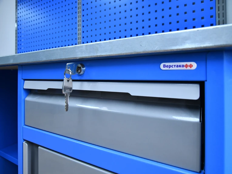 Верстак PRF 181.37.2-1 купить в Северодвинске Верстак PRF 181.37.2-1 купить в Северодвинске