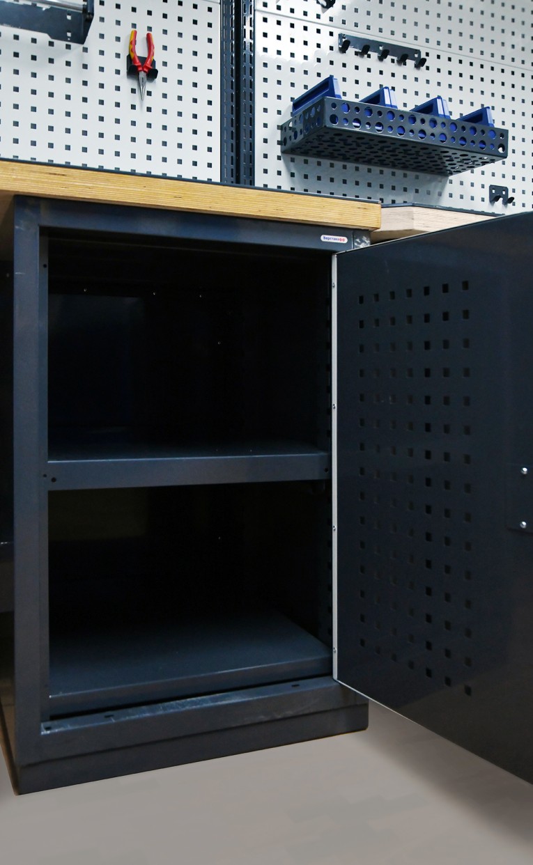 Верстак FBK 205.57.4-2 купить в Северодвинске Верстак FBK 205.57.4-2 купить в Северодвинске