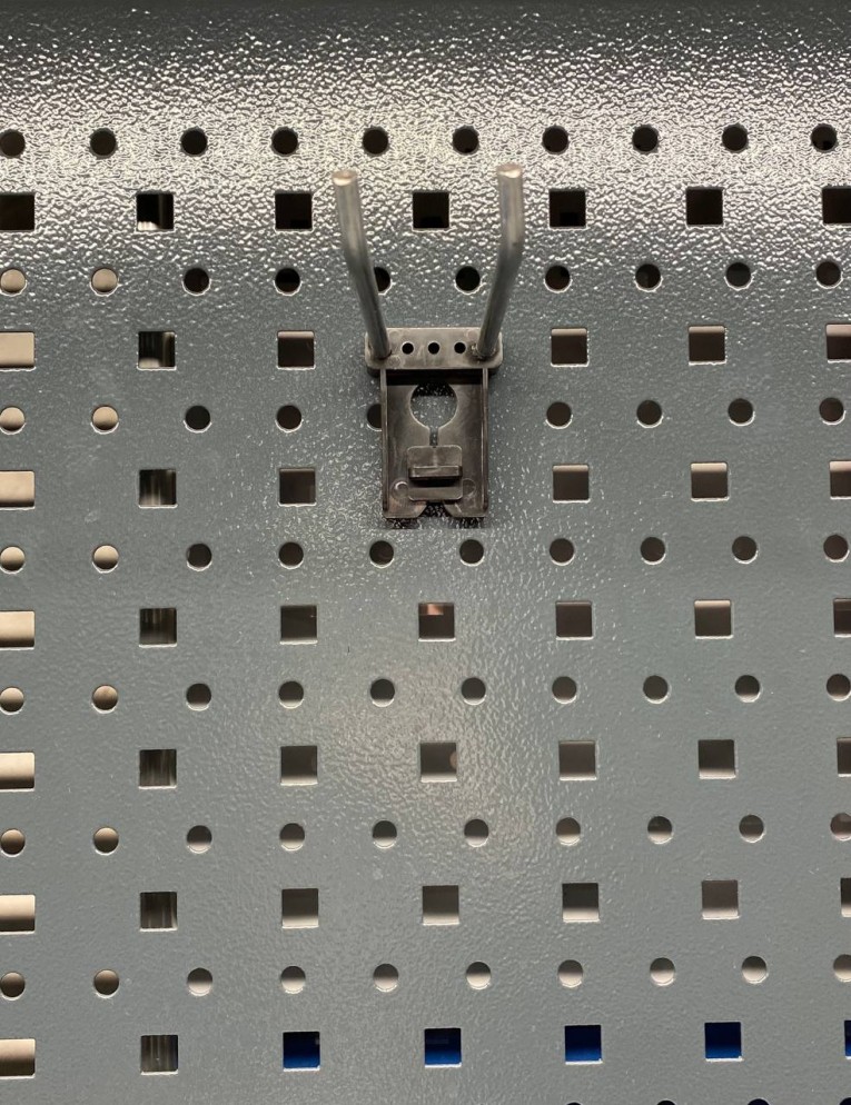 Крючок двойной 100 мм купить в Северодвинске Крючок двойной 100 мм купить в Северодвинске