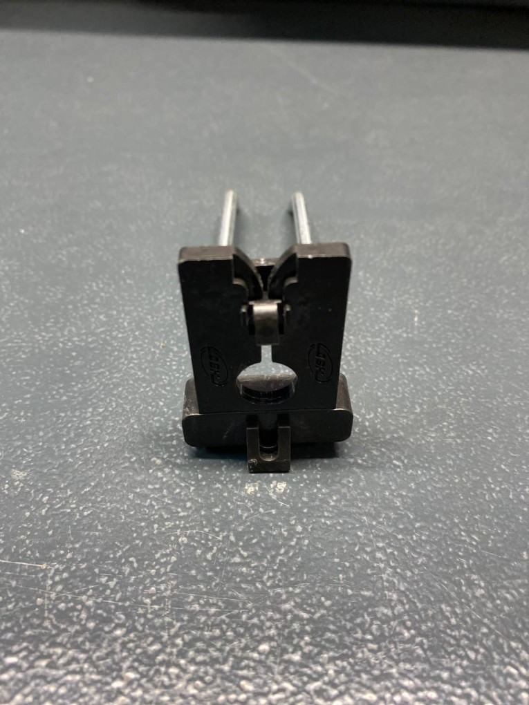 Крючок двойной 100 мм купить в Северодвинске Крючок двойной 100 мм купить в Северодвинске